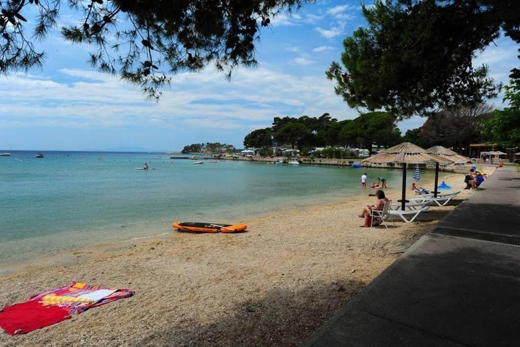 Ribaric Villa Banjol Exterior photo